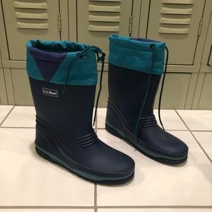 LL Bean Kids size 5 Winter Boots pre owned